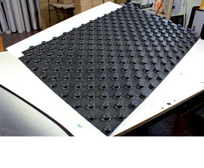 Systémová deska podlahového topení s výstupky - tvrdá fólie